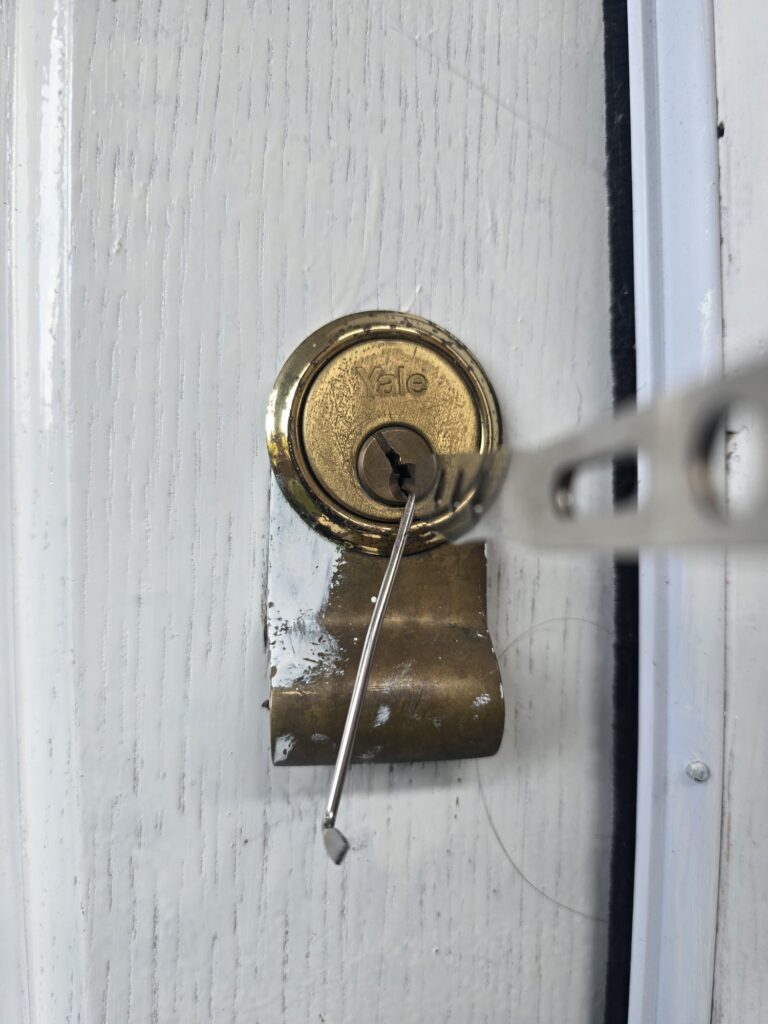 Emergency Locksmith in Brent Cross