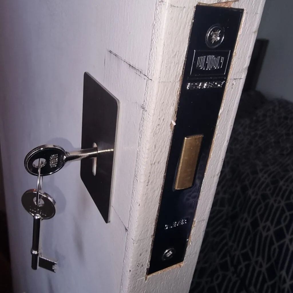 Emergency Locksmith Barnet | Lockout Locksmiths